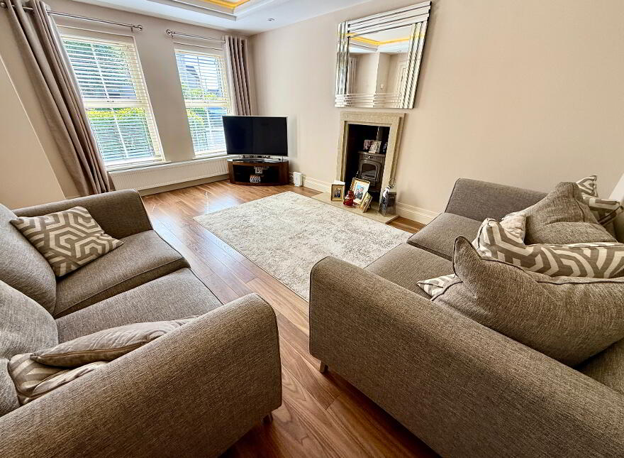 6 Oak Country Manor, Waterside, Derry, BT47 6HG