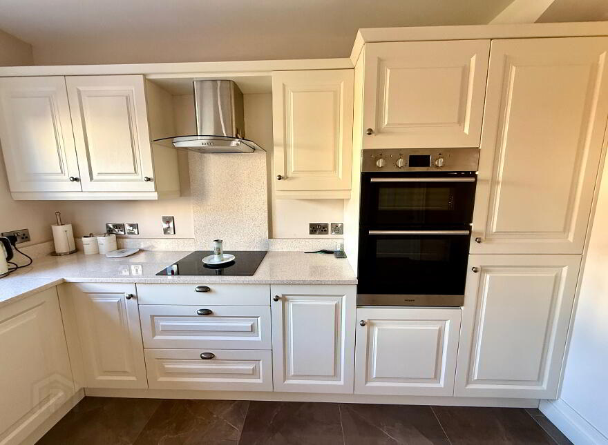6 Oak Country Manor, Waterside, Derry, BT47 6HG
