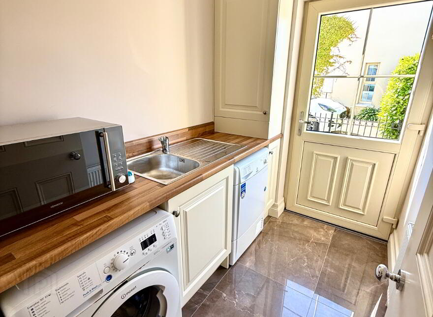 6 Oak Country Manor, Waterside, Derry, BT47 6HG