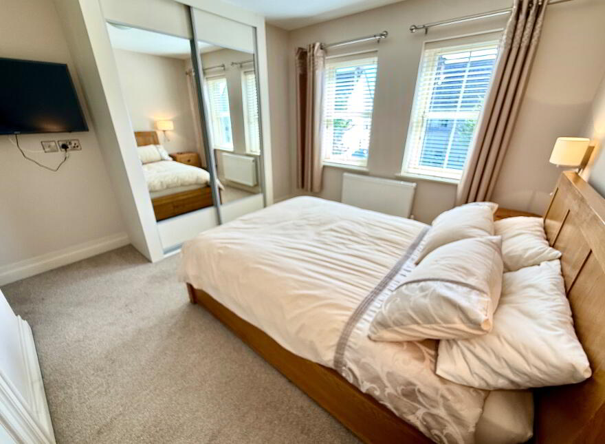 6 Oak Country Manor, Waterside, Derry, BT47 6HG