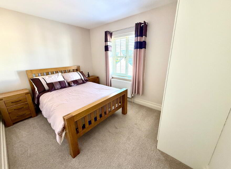 6 Oak Country Manor, Waterside, Derry, BT47 6HG