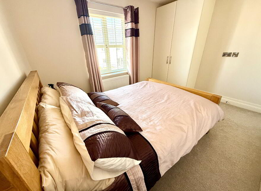 6 Oak Country Manor, Waterside, Derry, BT47 6HG