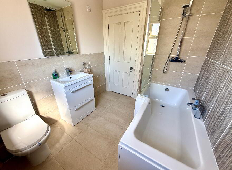 6 Oak Country Manor, Waterside, Derry, BT47 6HG