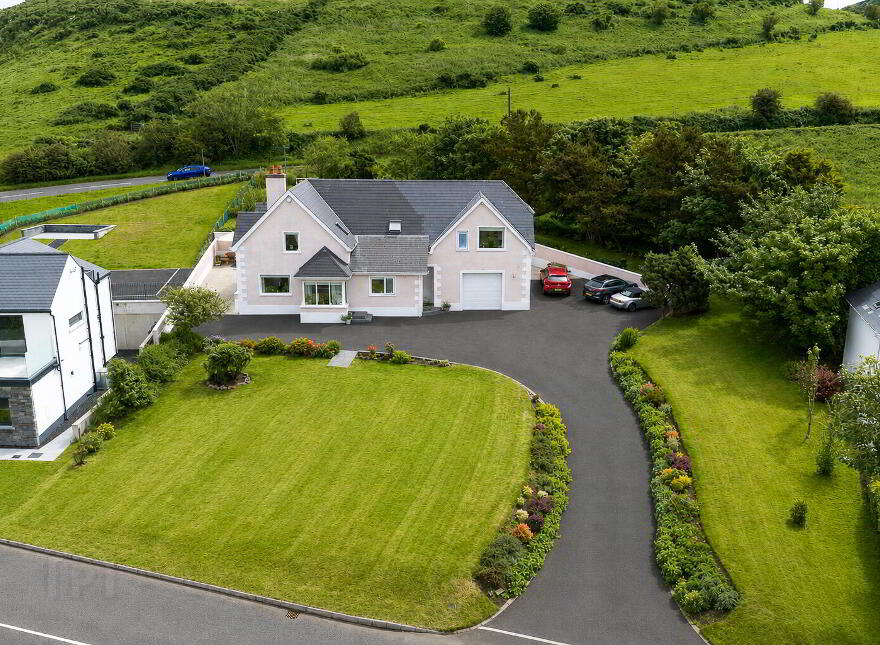 122 Whitepark Road, Ballintoy, Ballycastle, BT54 6LS