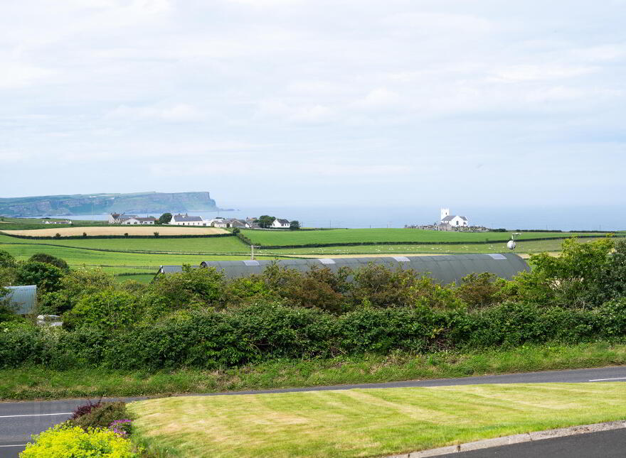 122 Whitepark Road, Ballintoy, Ballycastle, BT54 6LS