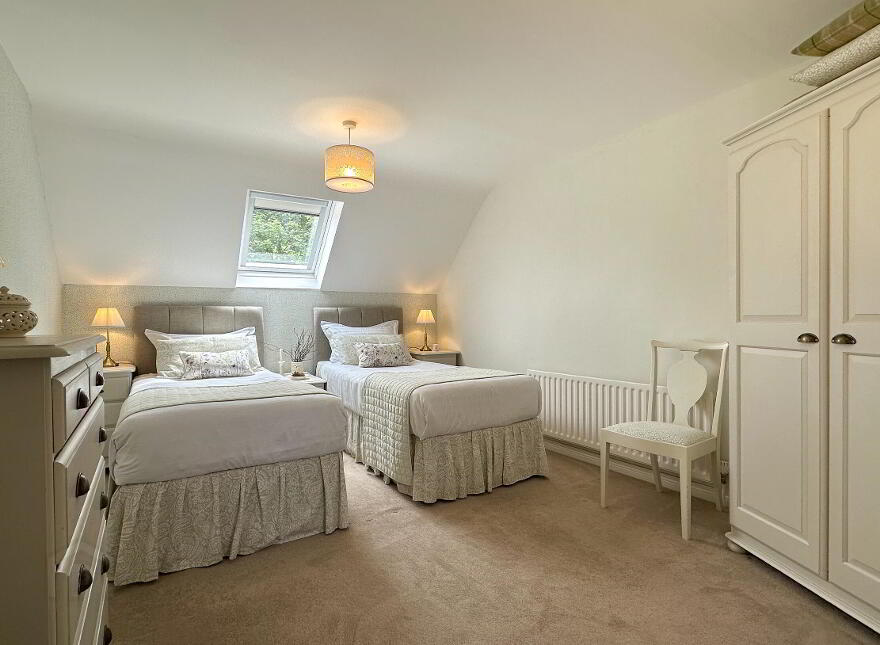 122 Whitepark Road, Ballintoy, Ballycastle, BT54 6LS