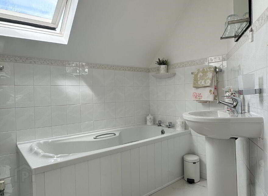 122 Whitepark Road, Ballintoy, Ballycastle, BT54 6LS