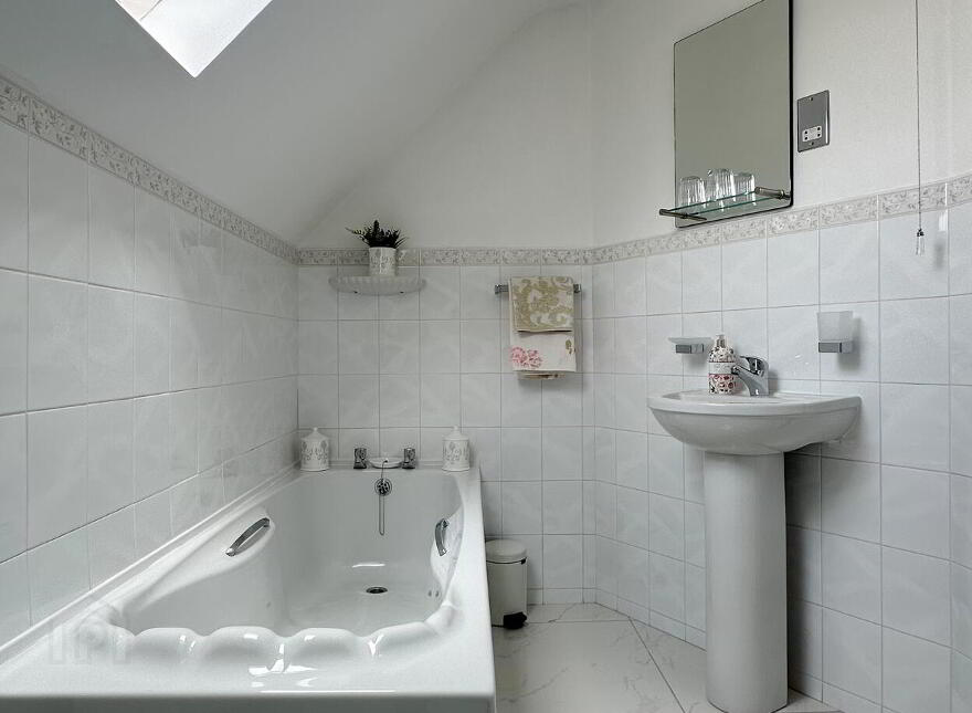 122 Whitepark Road, Ballintoy, Ballycastle, BT54 6LS