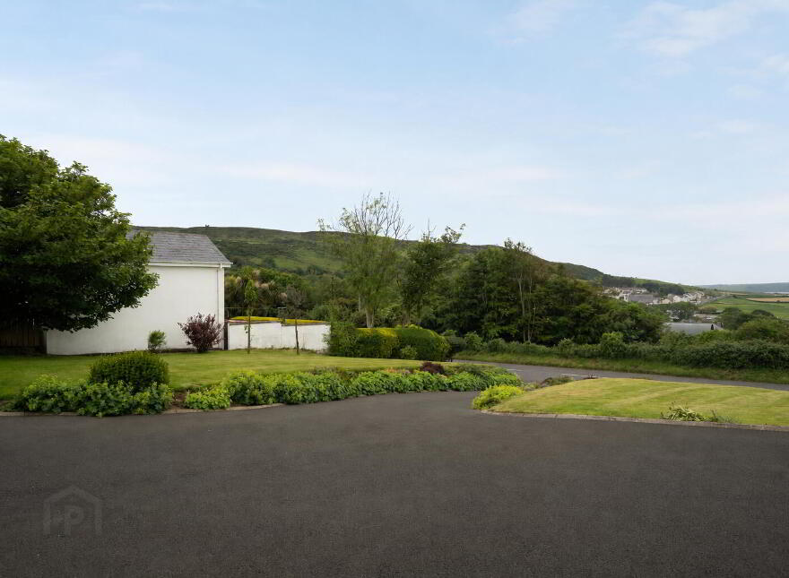 122 Whitepark Road, Ballintoy, Ballycastle, BT54 6LS