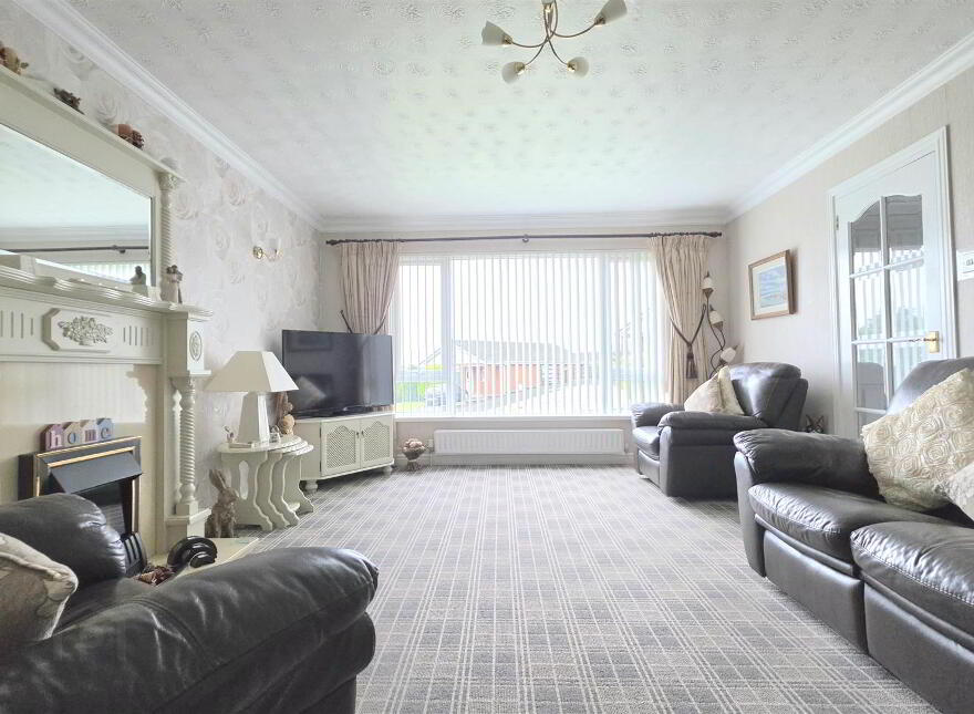 4 Sandringham Green, Carrickfergus, BT38 9EF