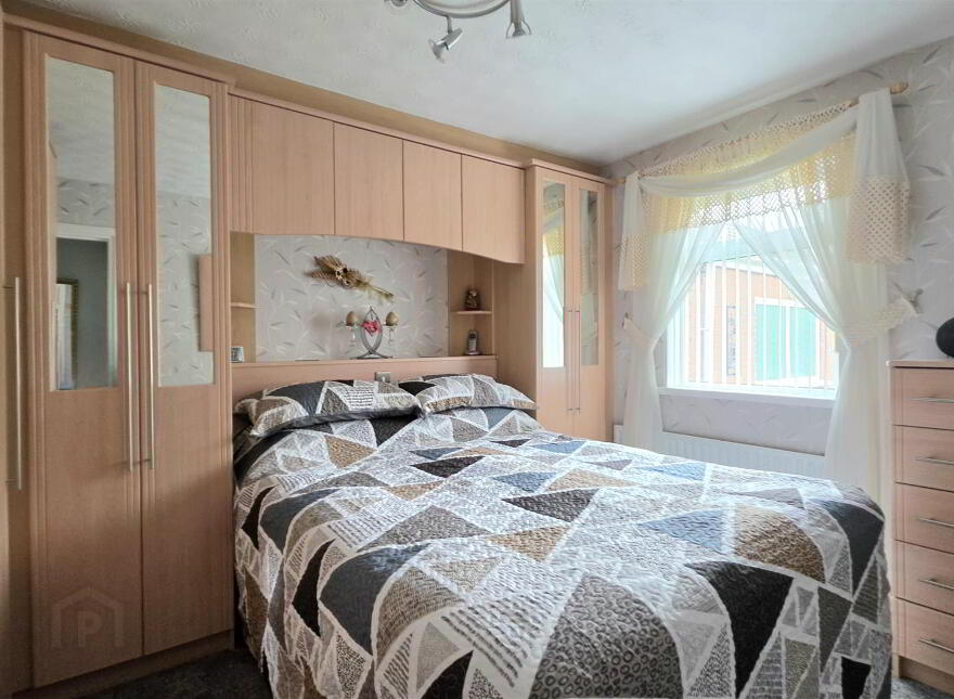 4 Sandringham Green, Carrickfergus, BT38 9EF