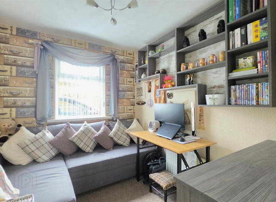 4 Sandringham Green, Carrickfergus, BT38 9EF