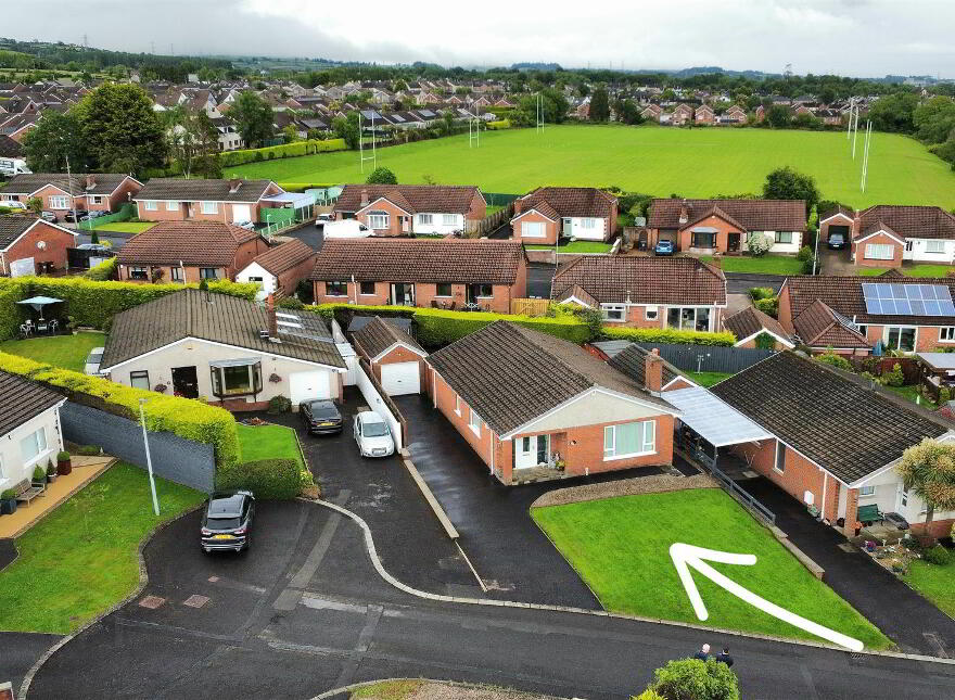 4 Sandringham Green, Carrickfergus, BT38 9EF