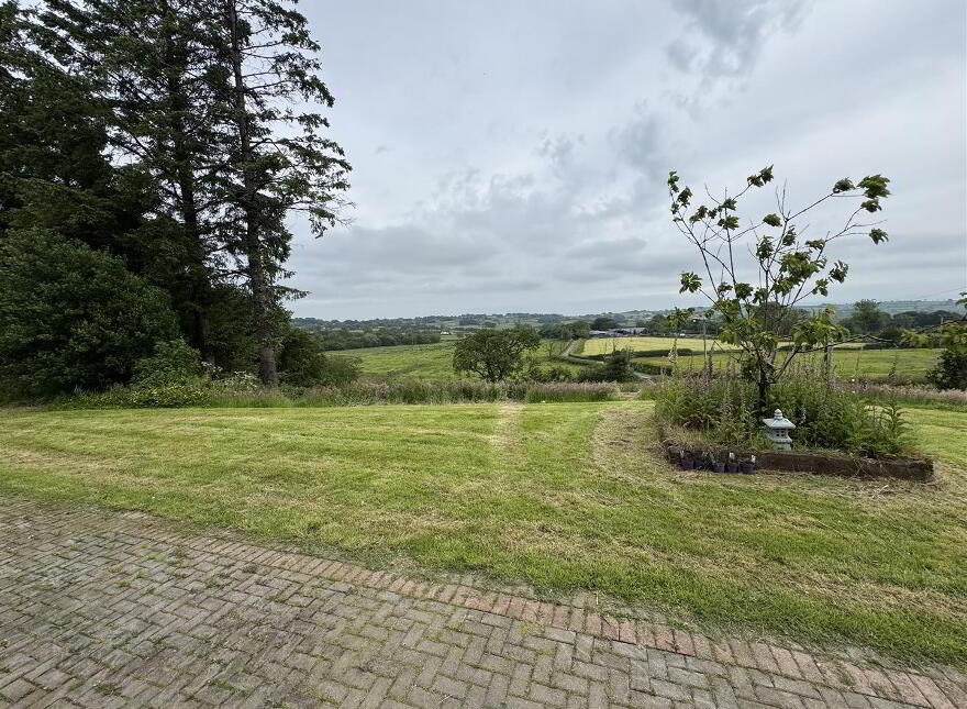 42 Ballynoe Road, Antrim, BT41 2QX