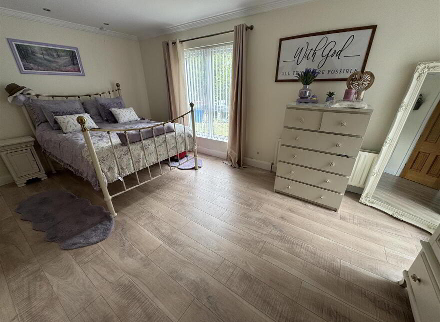42 Ballynoe Road, Antrim, BT41 2QX