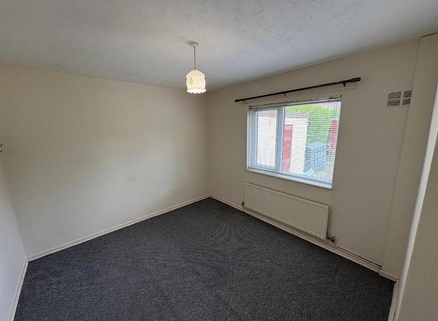 22 Camlough Park, Bessbrook, Newry, BT35 7AX