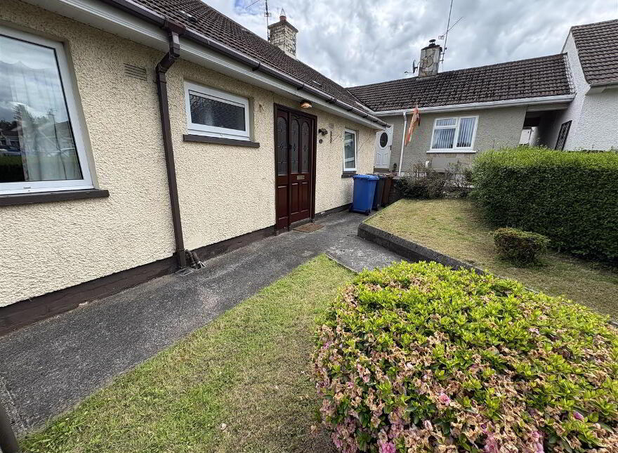 22 Camlough Park, Bessbrook, Newry, BT35 7AX