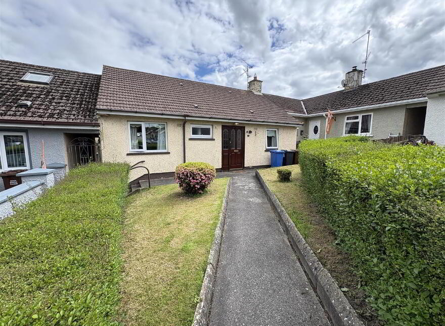 22 Camlough Park, Bessbrook, Newry, BT35 7AX