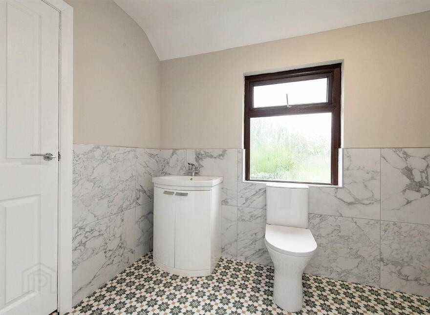 4 White Row, Banbridge, BT32 4JR