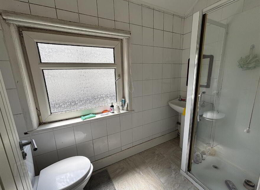 40 Dunluce Avenue, Lisburn Road, Belfast, BT9 7AY