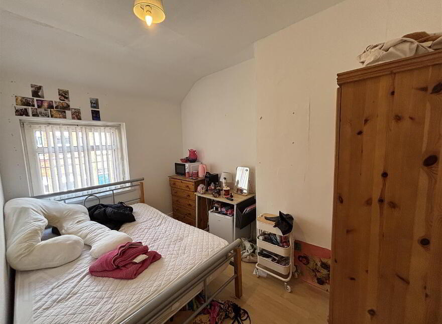 40 Dunluce Avenue, Lisburn Road, Belfast, BT9 7AY