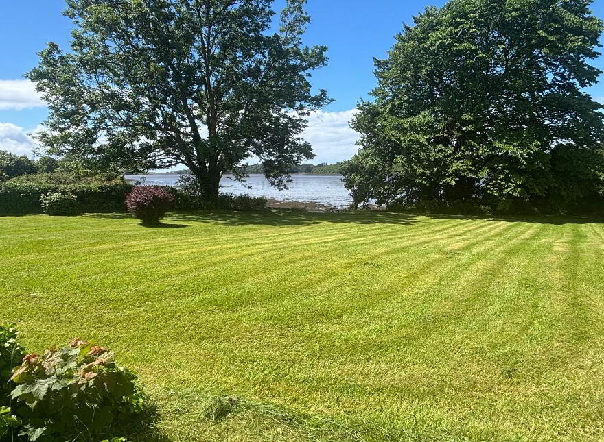 "Cois Farraige", The Glebe, Donegal Town, F94TDK7