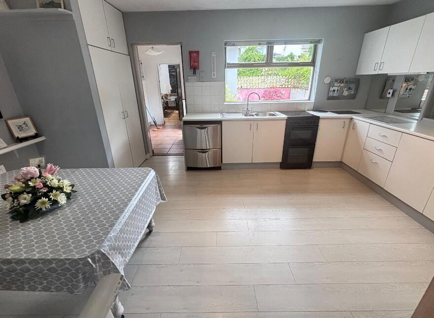 "Cois Farraige", The Glebe, Donegal Town, F94TDK7