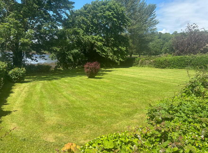 "Cois Farraige", The Glebe, Donegal Town, F94TDK7