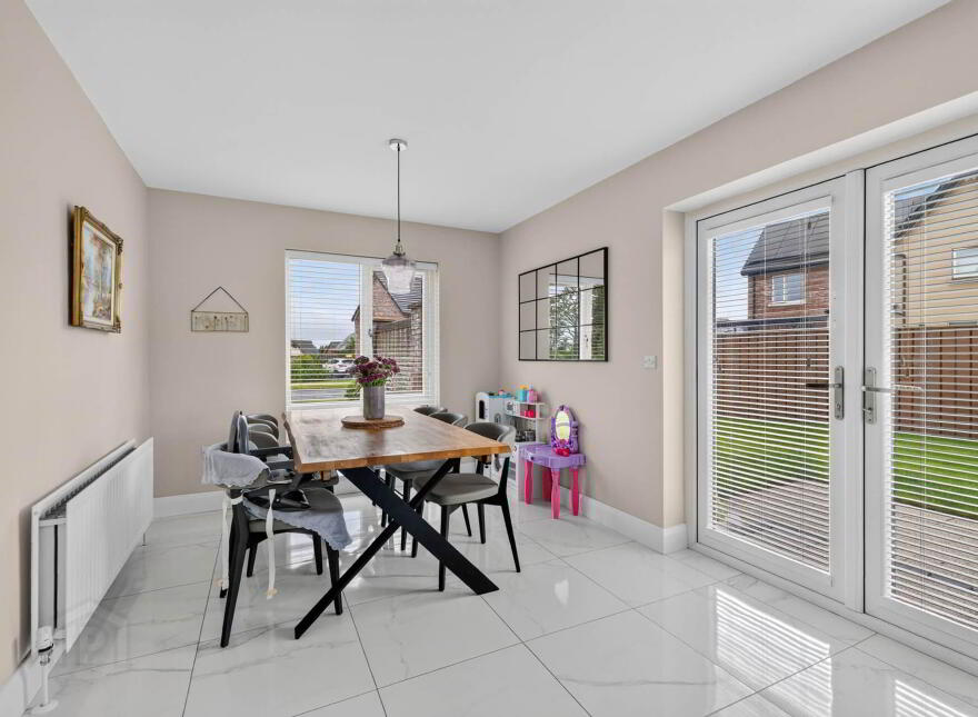15 Ayrshire Gardens Terrace, Lisburn, BT28 2WN