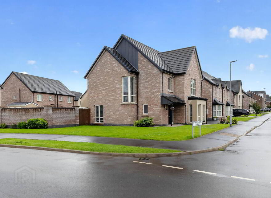 15 Ayrshire Gardens Terrace, Lisburn, BT28 2WN