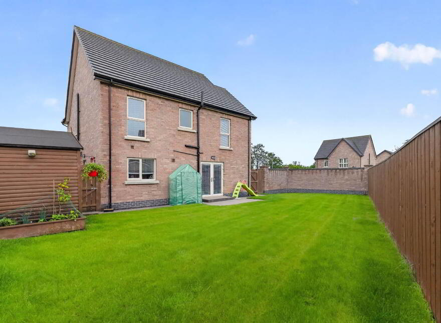 15 Ayrshire Gardens Terrace, Lisburn, BT28 2WN