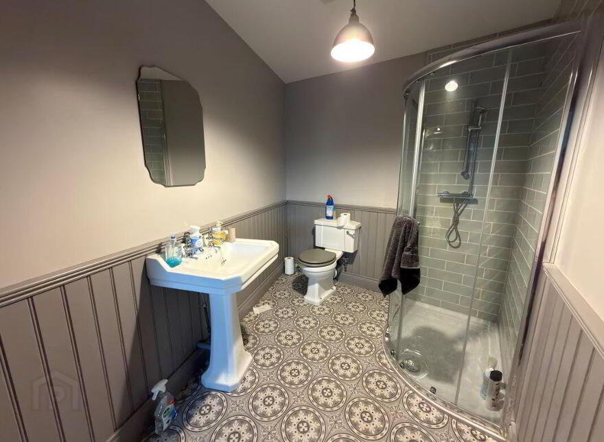(Lot 7) 22B High Street, Portadown, BT62 1HZ