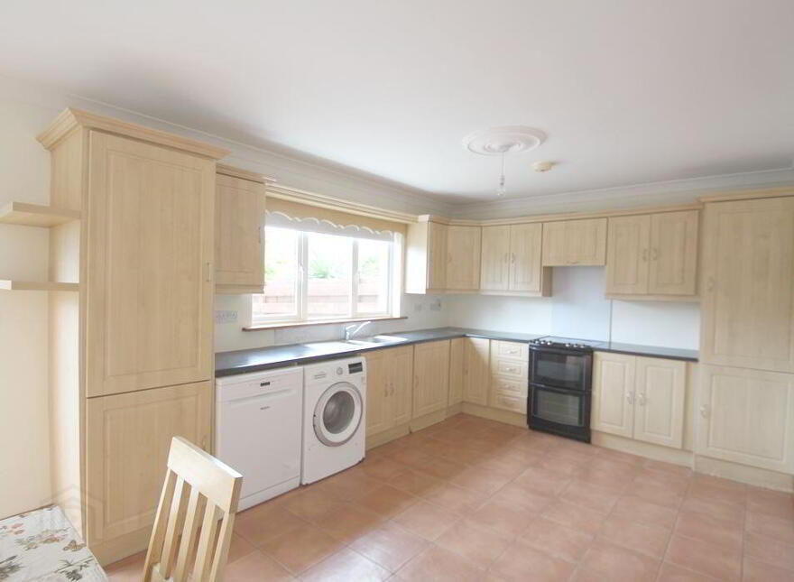 18 Ballin Ri, Tullamore, R35K6H6
