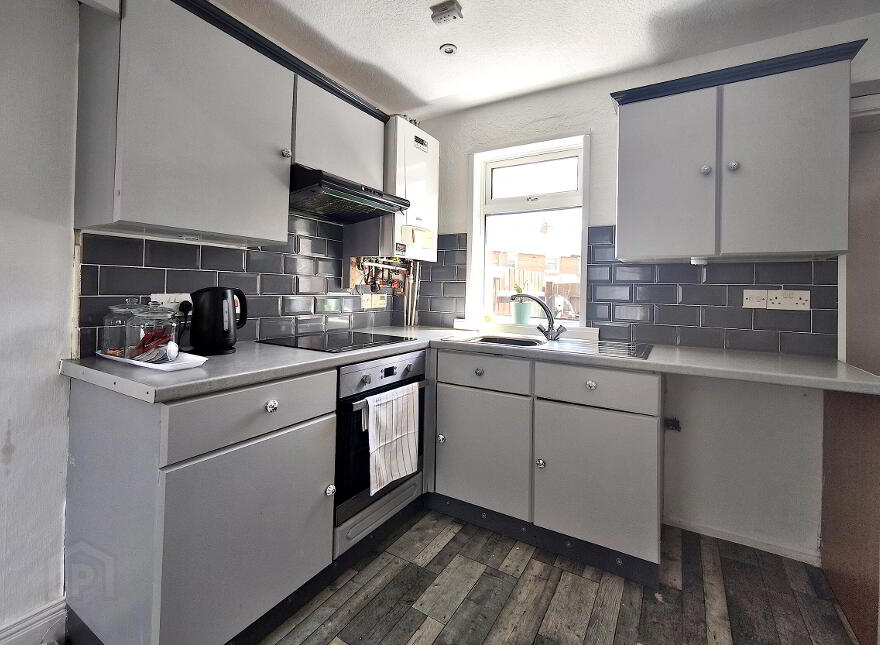 34 Premier Drive, Belfast, BT15 3LX