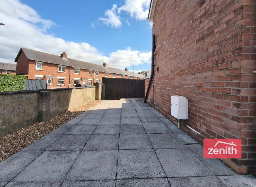 34 Premier Drive, Belfast, BT15 3LX
