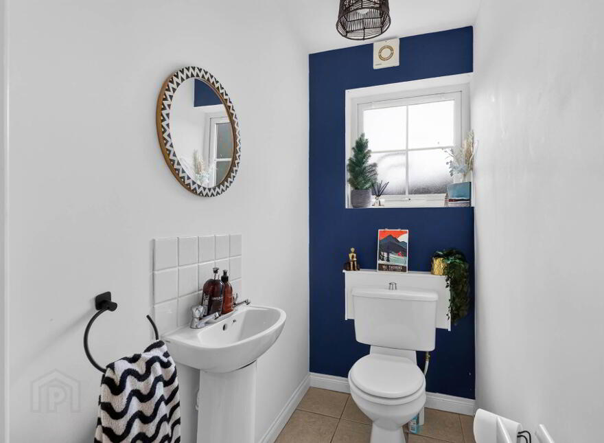 228 Glenwood Court, Lisburn, BT28 3UF