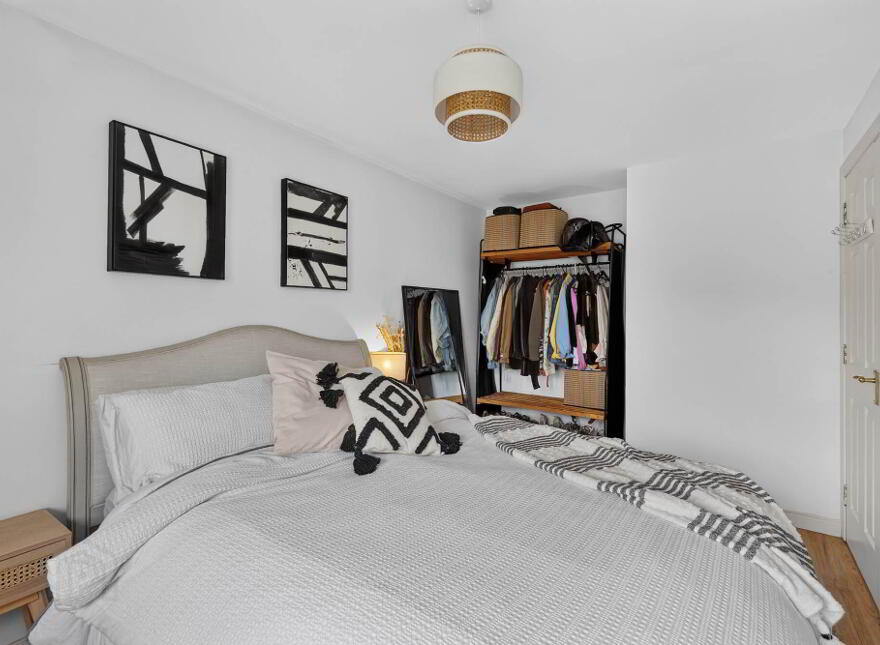 228 Glenwood Court, Lisburn, BT28 3UF