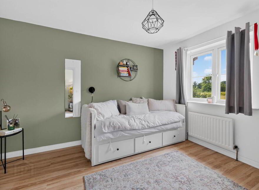 228 Glenwood Court, Lisburn, BT28 3UF