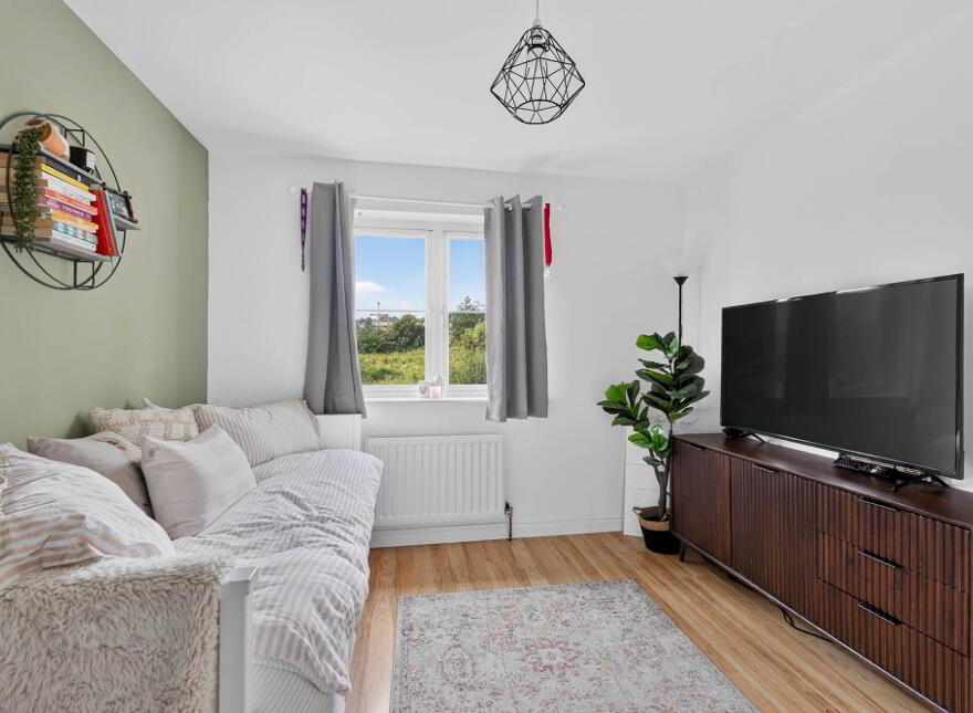 228 Glenwood Court, Lisburn, BT28 3UF