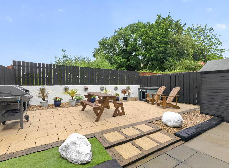 228 Glenwood Court, Lisburn, BT28 3UF