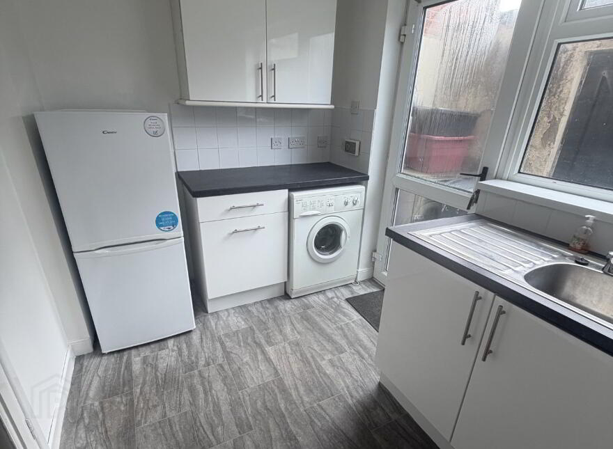 84 York Park, Belfast, BT15 3QW