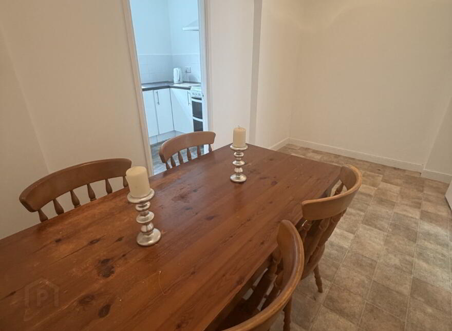 84 York Park, Belfast, BT15 3QW