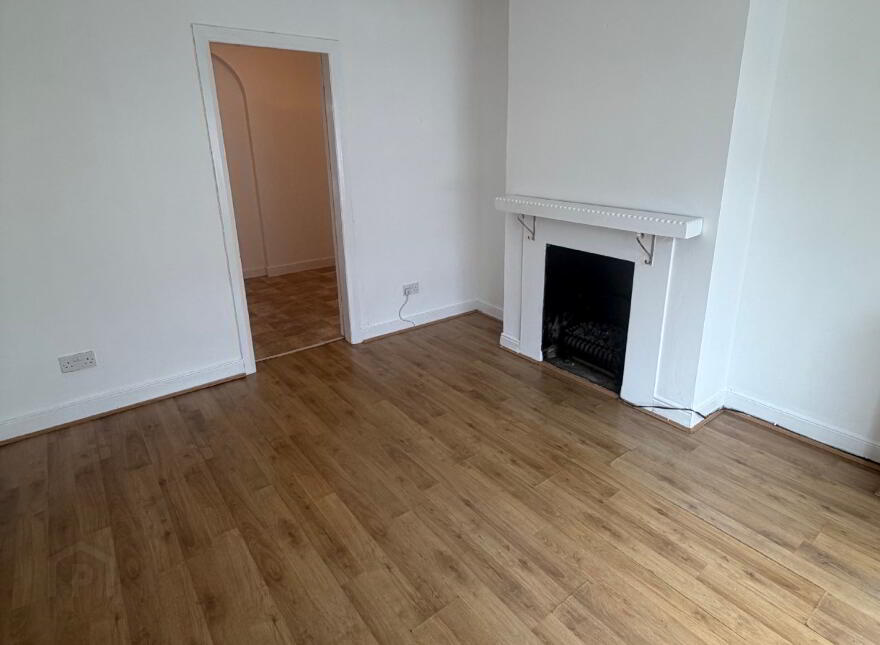 84 York Park, Belfast, BT15 3QW
