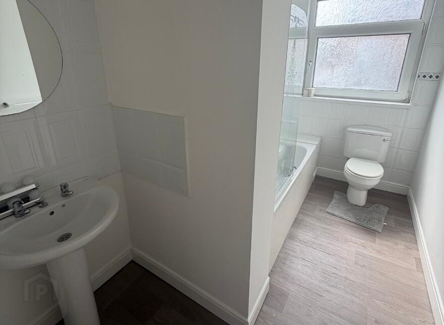 84 York Park, Belfast, BT15 3QW