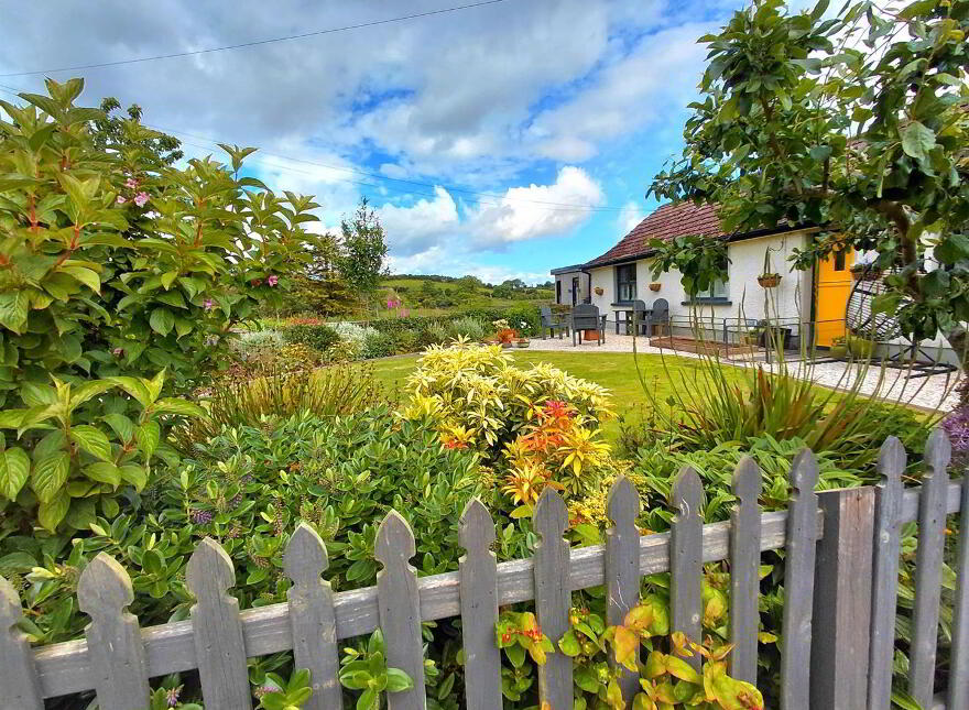 10 Abbacy Road, Ardkeen, Newtownards, BT22 1HH