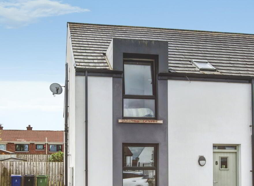8 Viscount Lane, Bangor, BT19 1NF