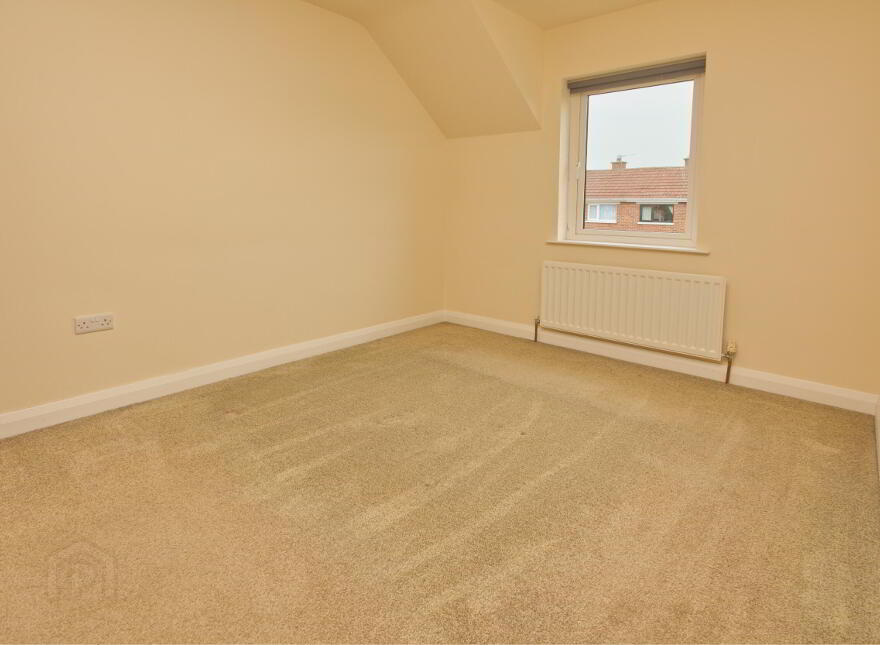 8 Viscount Lane, Bangor, BT19 1NF