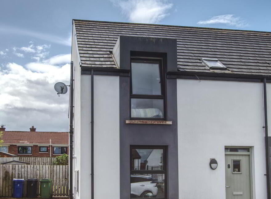 8 Viscount Lane, Bangor, BT19 1NF