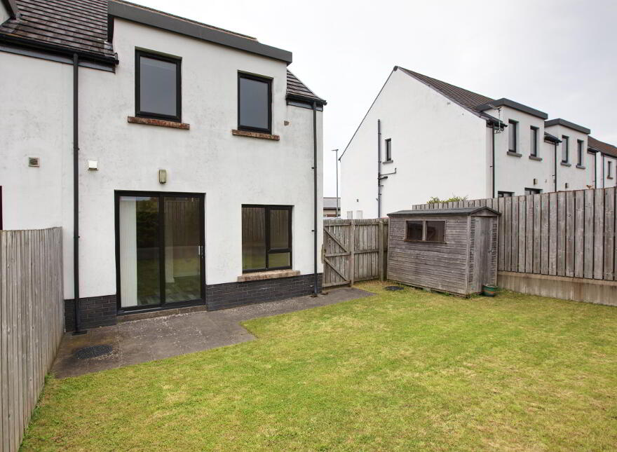 8 Viscount Lane, Bangor, BT19 1NF