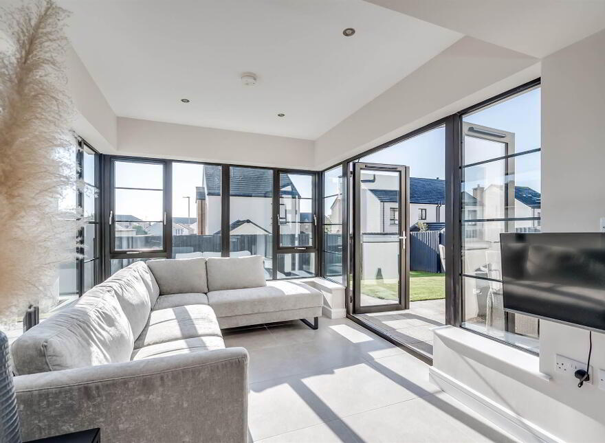 23 Chantry Gardens, Greenisland, Carrickfergus, BT38 8GE
